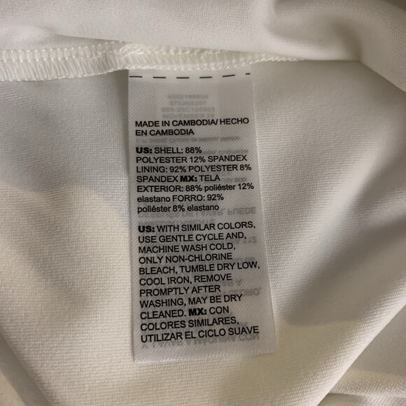 Chico's Skort NWT Women's Size 4 (20) Neema UPF Skort Printed Artsy Hem Leisure - Picture 5 of 7